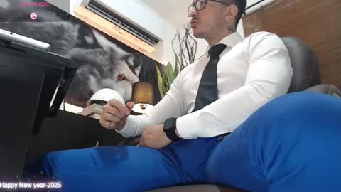 randylukehot online show from February 14, 2025, 9:21 pm