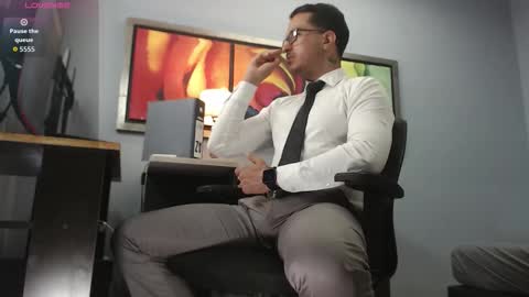 randylukehot online show from February 8, 2026, 10:29 am