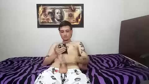 Snapshot of rangel_sex chatting on May 2, 2026, 11:43 pm Rangel and Lola online show from May 2, 2026, 11:43 pm