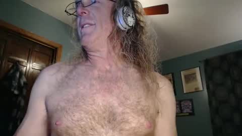 Snapshot of ranger510 chatting on December 5, 2024, 2:42 am Ranger510 online show from December 5, 2024, 2:42 am