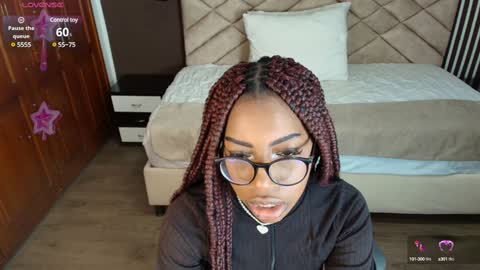 Snapshot of raqueljones_ chatting on January 16, 2025, 11:48 am Raquel online show from January 16, 2025, 11:48 am