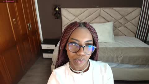 Snapshot of raqueljones_ chatting on January 17, 2025, 11:27 am Raquel online show from January 17, 2025, 11:27 am