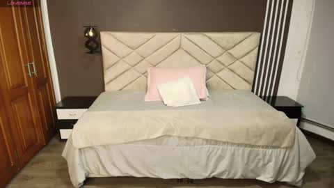 Snapshot of raqueljones_ chatting on March 2, 2025, 11:39 am Raquel online show from March 2, 2025, 11:39 am