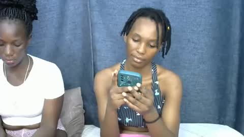 Snapshot of rasta_berry chatting on January 28, 2025, 12:43 pm rasta online show from January 28, 2025, 12:43 pm
