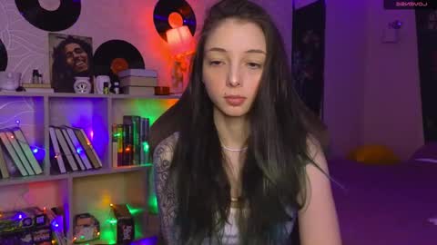 rasta_may online show from February 21, 2025, 9:43 pm