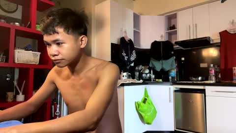 raven354 online show from December 24, 2024, 1:59 am