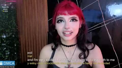 raven_rox_ online show from May 11, 2026, 7:11 pm