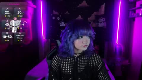 Snapshot of ravencollen chatting on April 29, 2026, 7:42 pm ravencollen online show from April 29, 2026, 7:42 pm