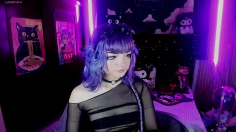 Snapshot of ravencollen chatting on May 14, 2026, 8:15 pm ravencollen online show from May 14, 2026, 8:15 pm