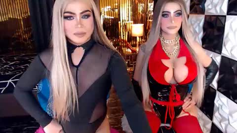 ravenmystiquex online show from March 16, 2026, 3:38 pm