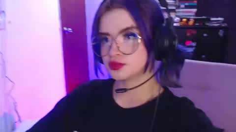 raventh_ online show from September 10, 2025, 2:28 pm