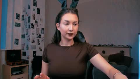 Alia Mereyn online show from October 22, 2025, 1:11 pm