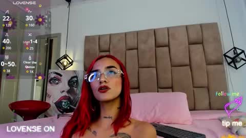 Snapshot of ravynrouge_ chatting on October 27, 2025, 6:45 pm ravynrouge_ online show from October 27, 2025, 6:45 pm