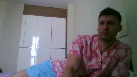 rawdr3 online show from May 26, 2026, 5:58 am