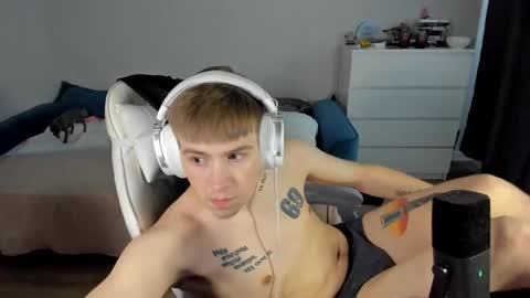 Ray online show from October 1, 2025, 2:01 pm