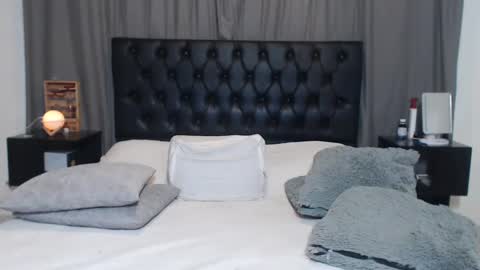 Ray online show from January 3, 2025, 2:54 am