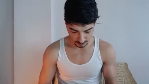 Rayaan6969 online show from January 18, 2026, 1:26 pm