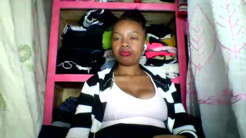 Snapshot of rayana_69 chatting on May 15, 2026, 11:34 pm rayana_69 online show from May 15, 2026, 11:34 pm