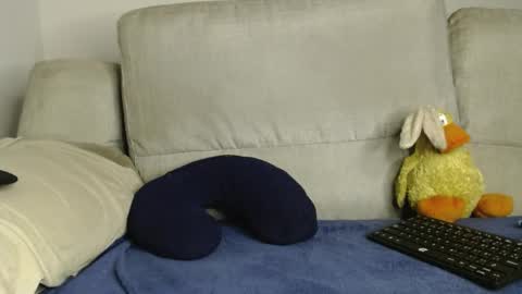 Ray  online show from April 16, 2026, 10:49 am