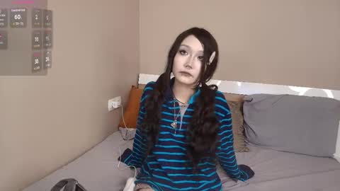 rayreina online show from May 17, 2026, 5:20 pm
