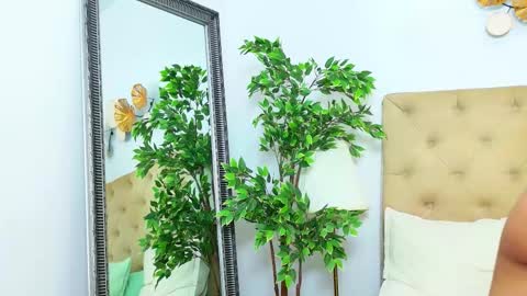 RaysaDrake online show from March 20, 2026, 5:34 am