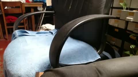 Ray online show from October 27, 2025, 12:58 am