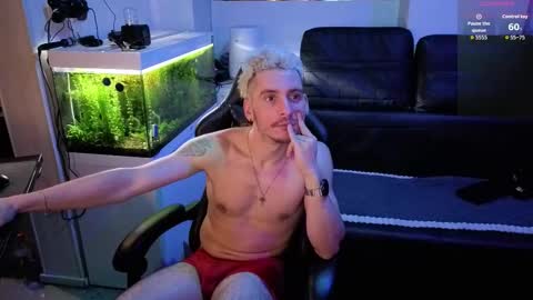 Rayzel online show from February 3, 2026, 2:53 am