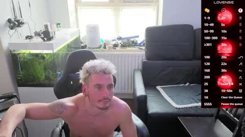 Rayzel online show from February 20, 2026, 12:38 pm