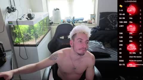 Rayzel online show from April 2, 2026, 3:53 pm