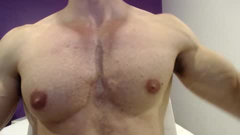 razorramon13 online show from October 9, 2025, 9:51 am