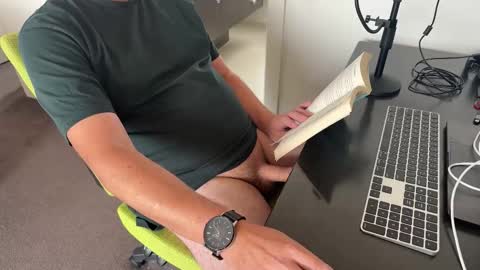 readwithjordanv online show from March 4, 2026, 2:17 am