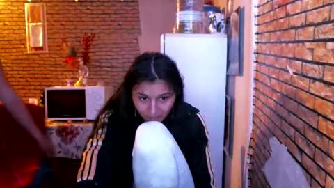 real_coupl3 online show from April 29, 2026, 6:58 pm