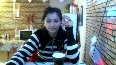 real_coupl3 online show from May 2, 2026, 7:02 am
