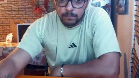 real_coupl3 online show from May 20, 2026, 1:45 am