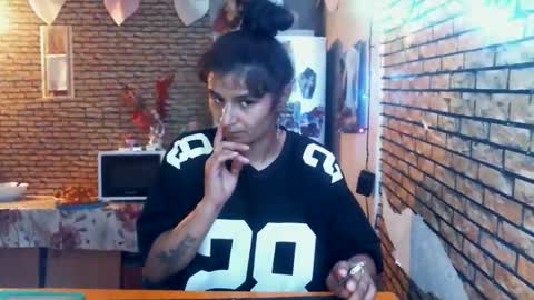 real_coupl3 online show from May 20, 2026, 6:14 pm