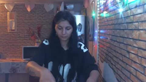 real_coupl3 online show from May 21, 2026, 6:59 pm