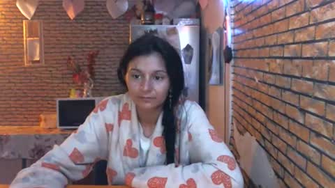 real_coupl3 online show from May 30, 2026, 6:10 am