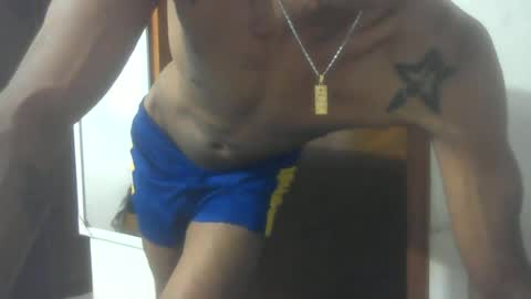 Snapshot of realmenol24k chatting on June 16, 2026, 4:26 am SexyFlacko online show from June 16, 2026, 4:26 am