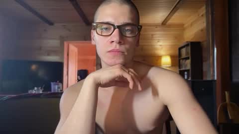 AliceEve online show from March 10, 2026, 1:38 pm