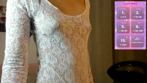 Snapshot of rebeca_marchetti chatting on June 4, 2026, 9:10 pm Rebeca Marchetti online show from June 4, 2026, 9:10 pm