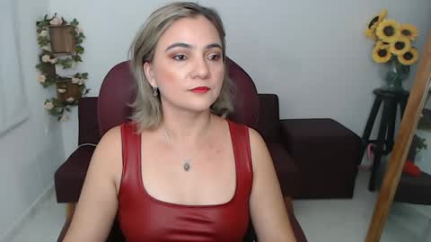 REBECA online show from May 24, 2026, 3:06 pm
