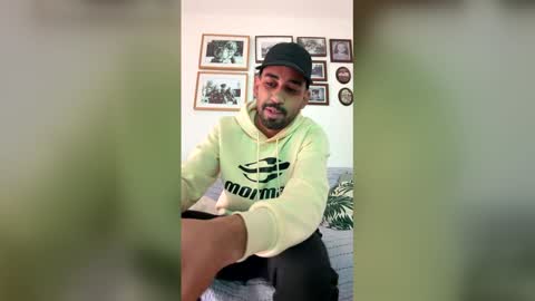 rebecaecalebe online show from January 10, 2026, 1:57 pm