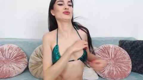 rebecamur online show from February 17, 2026, 3:08 pm