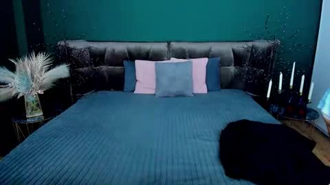 Snapshot of rebecca_diamonds chatting on February 5, 2026, 7:35 am rebecca_diamonds online show from February 5, 2026, 7:35 am