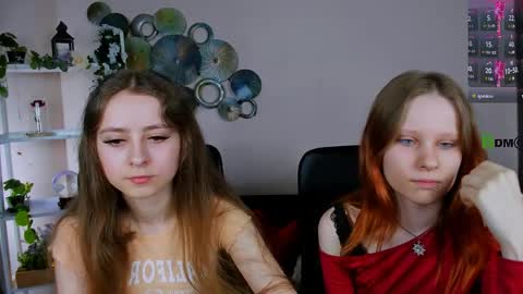 rebecca_smile_ online show from April 8, 2026, 6:02 am