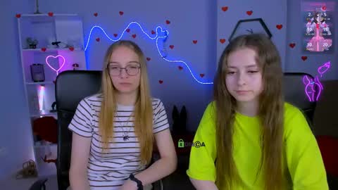 rebecca_smile_ online show from May 30, 2026, 7:11 pm