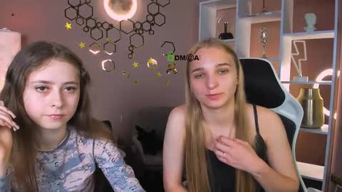 rebecca_smile_ online show from June 5, 2026, 6:42 am