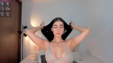 Snapshot of rebeccabaxter chatting on February 25, 2026, 1:04 am Rebecca online show from February 25, 2026, 1:04 am