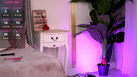 Rebecca online show from April 2, 2026, 8:01 am