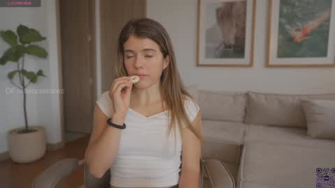 Snapshot of rebeccastonee chatting on September 16, 2025, 9:05 pm - Maria - Of rebeccastonec - telegram online show from September 16, 2025, 9:05 pm